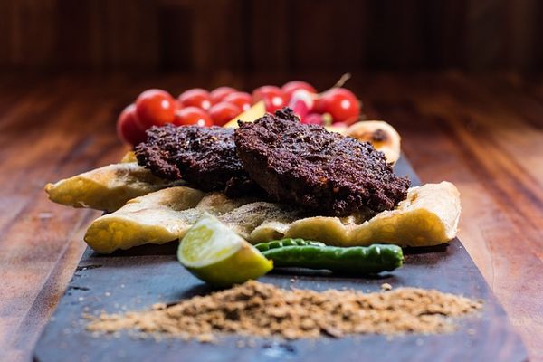 Mobilna franczyza gastronomiczna z kebabem - jak to działa?